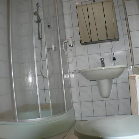 Deutsche Eiche Fruehstueckspension Und Vendégház