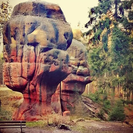 Deutsche Eiche Fruehstueckspension Und بيت ضيافة 3*