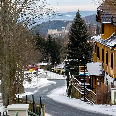 Deutsche Eiche Fruehstueckspension Und 3* غروسشوناو