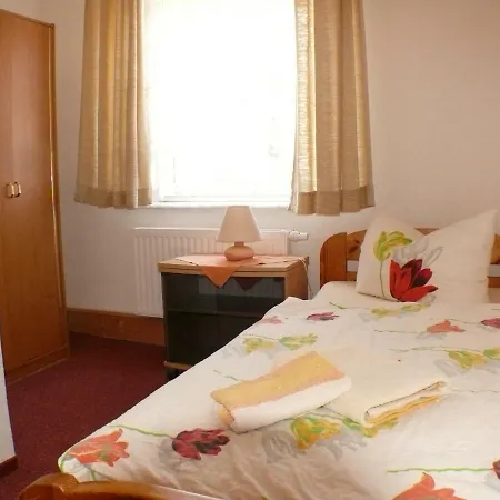 Deutsche Eiche Fruehstueckspension Und