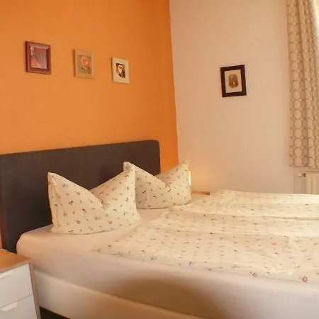 Vendégház Deutsche Eiche Fruehstueckspension Und 3*