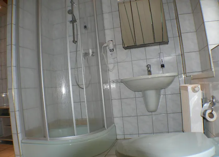 Deutsche Eiche Fruehstueckspension Und Guest house